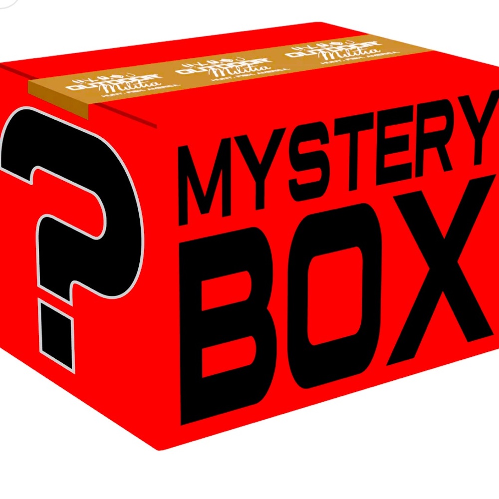 🚨 MYSTERY BOX 🚨
